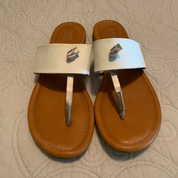 Sandals - Picture 1 of 2